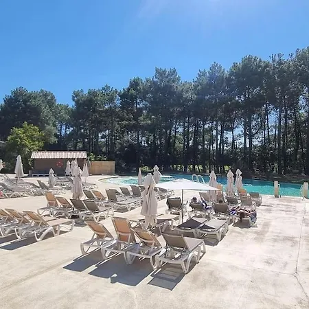 Moderne Grande Piscine Ocean Pinede Lacanau